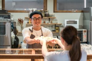 小さなカフェ、喫茶店の様子